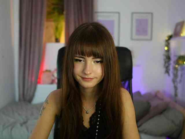 EllaYoung