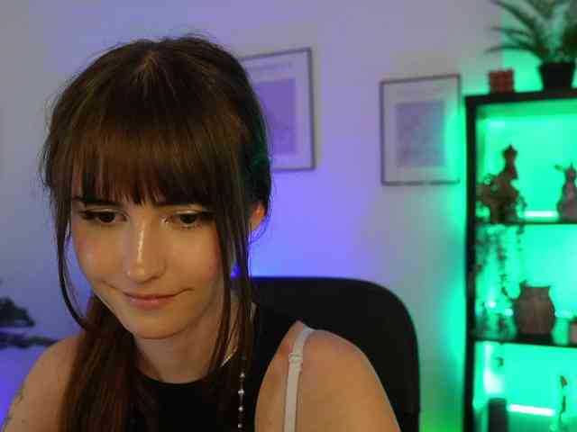 EllaYoung