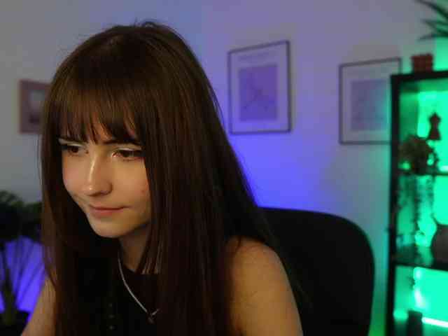 EllaYoung