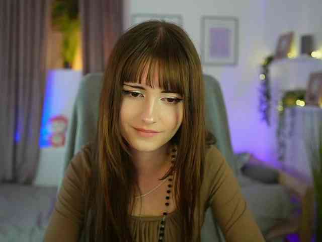 EllaYoung