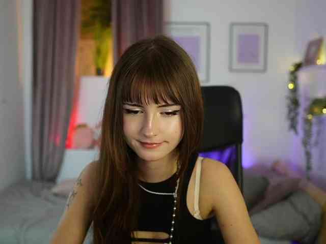 EllaYoung