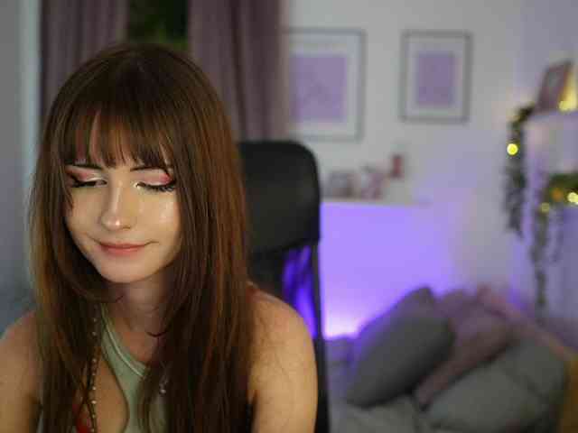 EllaYoung