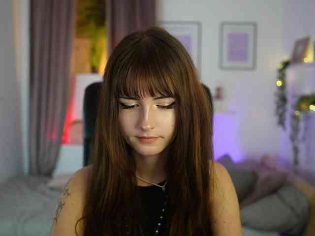 EllaYoung