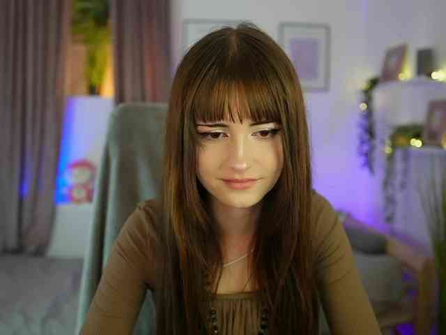 EllaYoung