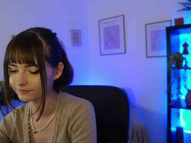 EllaYoung