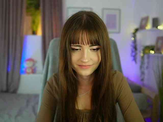 EllaYoung