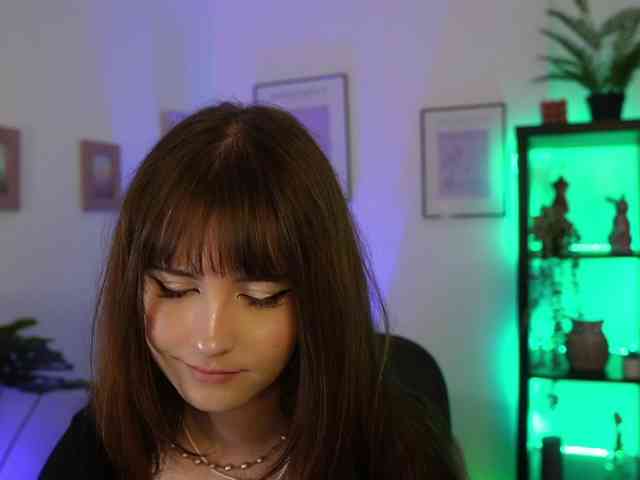 EllaYoung