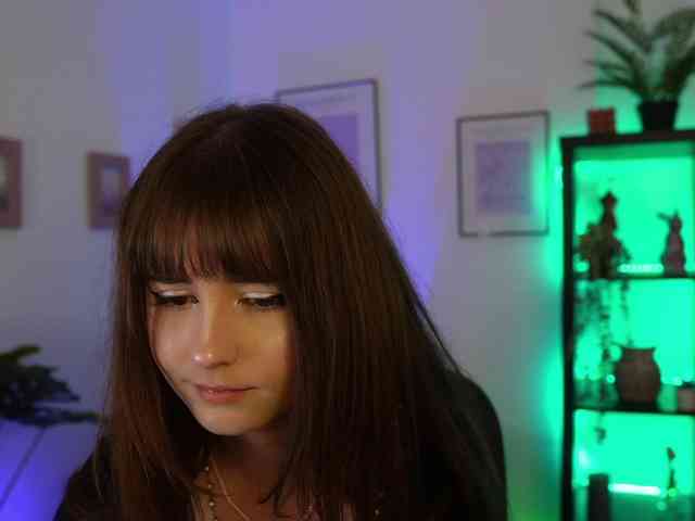 EllaYoung