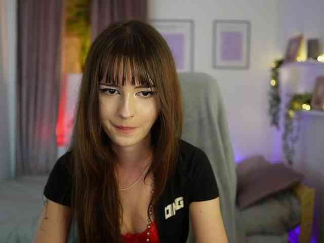 EllaYoung