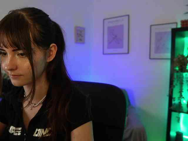 EllaYoung