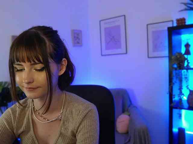 EllaYoung