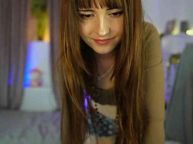 EllaYoung