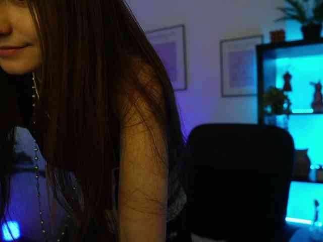 EllaYoung