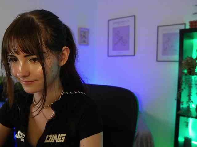 EllaYoung