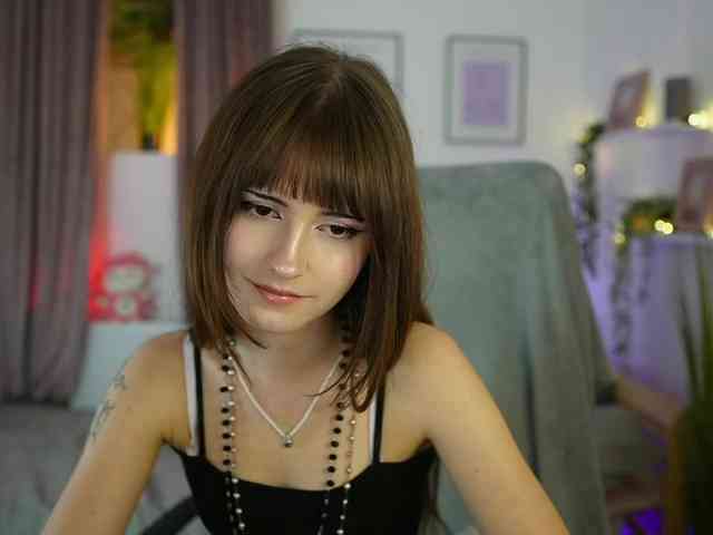 EllaYoung