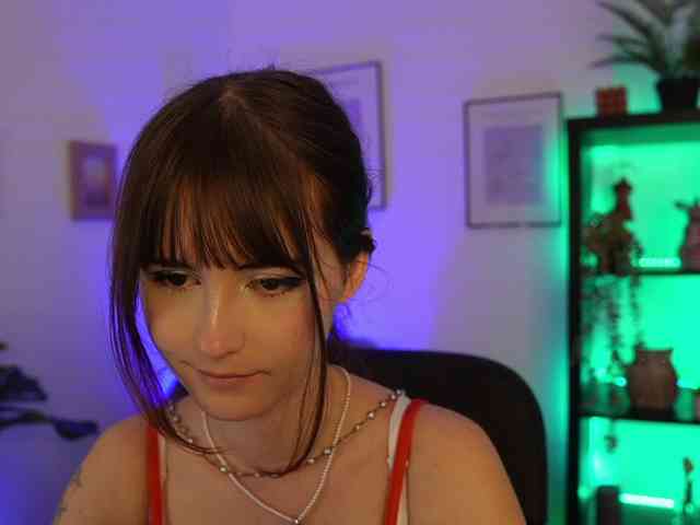 EllaYoung