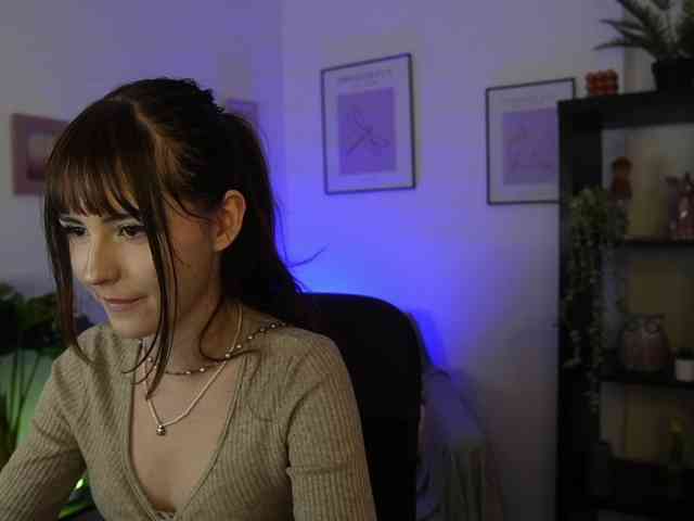 EllaYoung