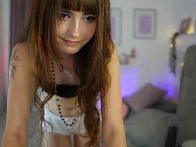 EllaYoung