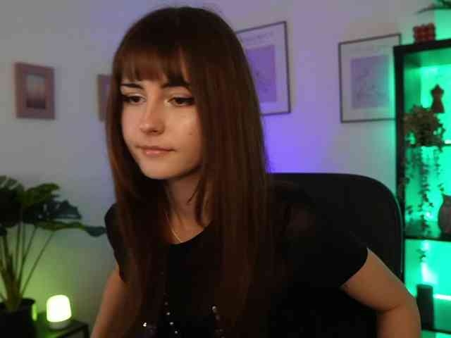 EllaYoung