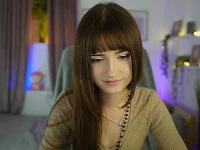 EllaYoung