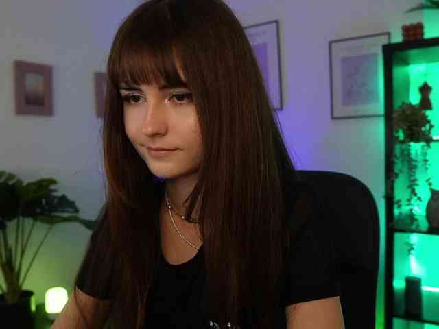 EllaYoung