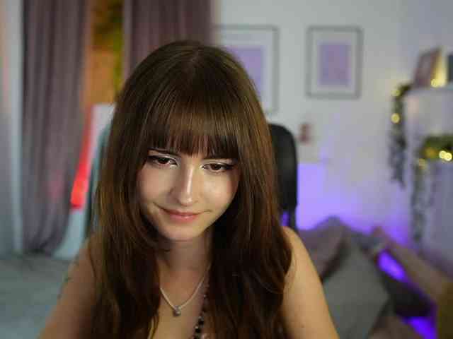 EllaYoung