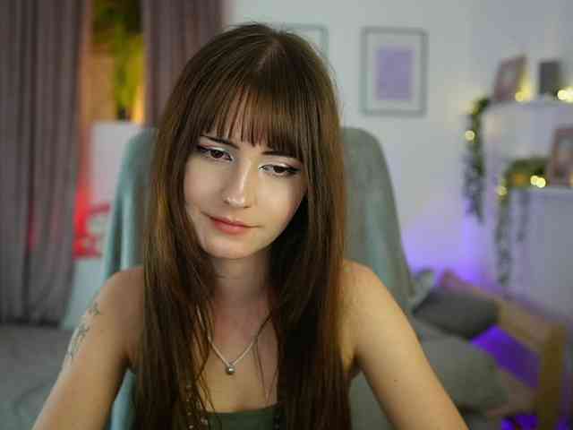 EllaYoung