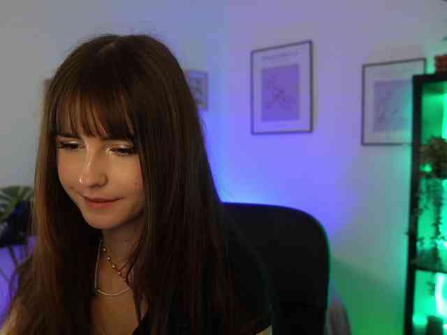 EllaYoung