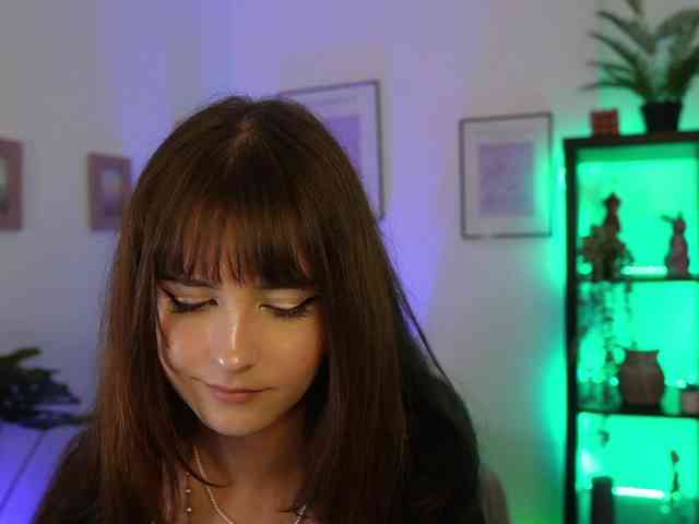 EllaYoung