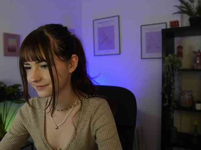 EllaYoung