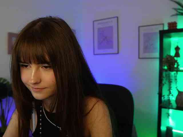 EllaYoung