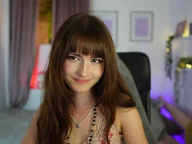 EllaYoung