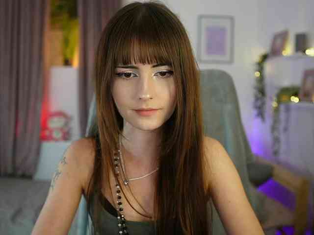 EllaYoung