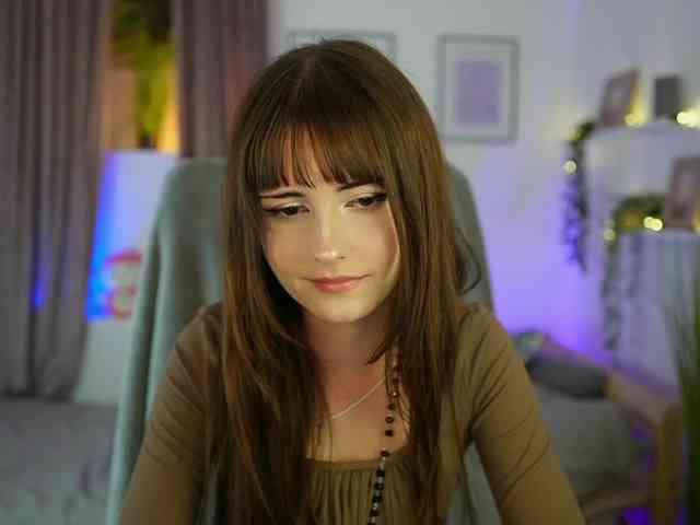 EllaYoung