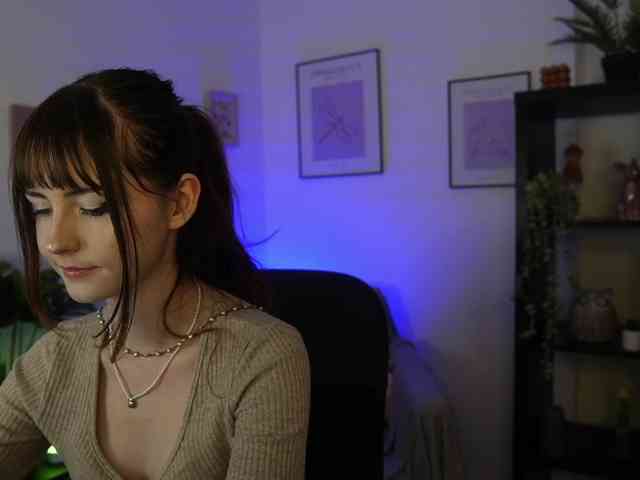 EllaYoung