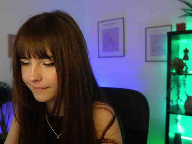 EllaYoung