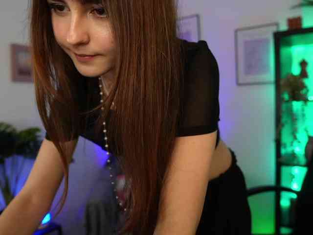 EllaYoung