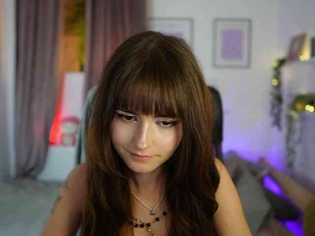 EllaYoung