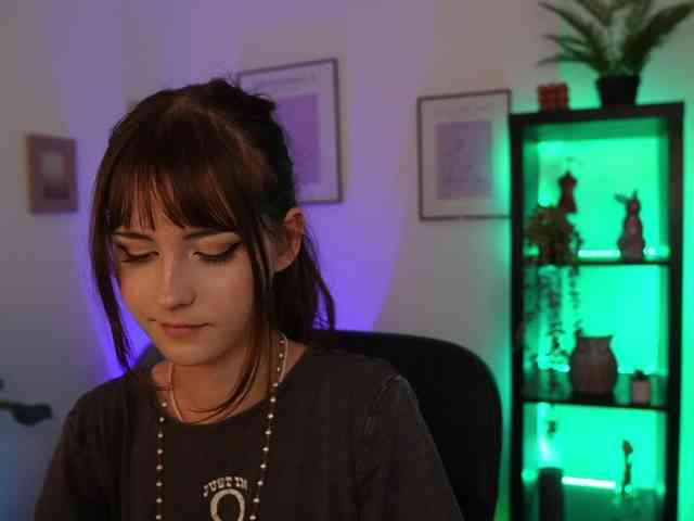 EllaYoung