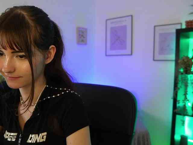 EllaYoung