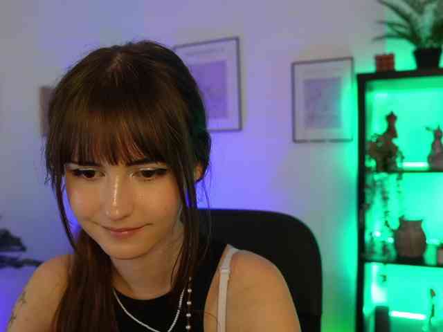 EllaYoung