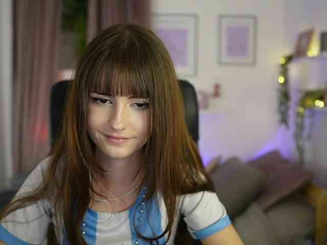EllaYoung
