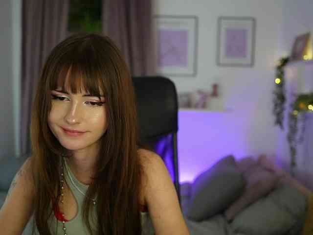 EllaYoung