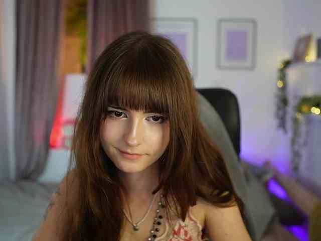 EllaYoung