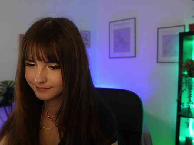 EllaYoung