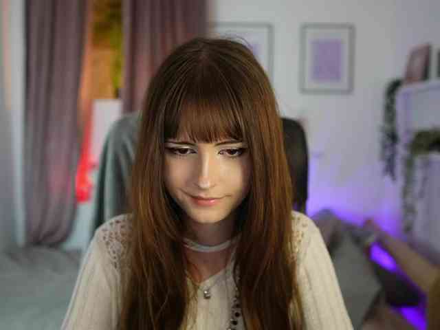 EllaYoung