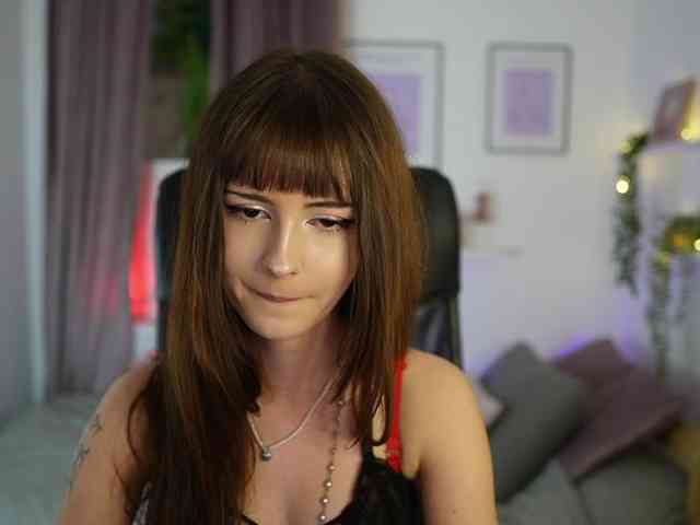 EllaYoung