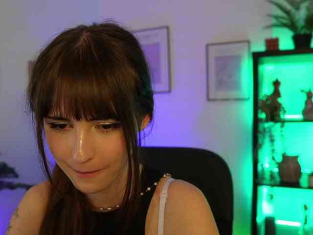 EllaYoung