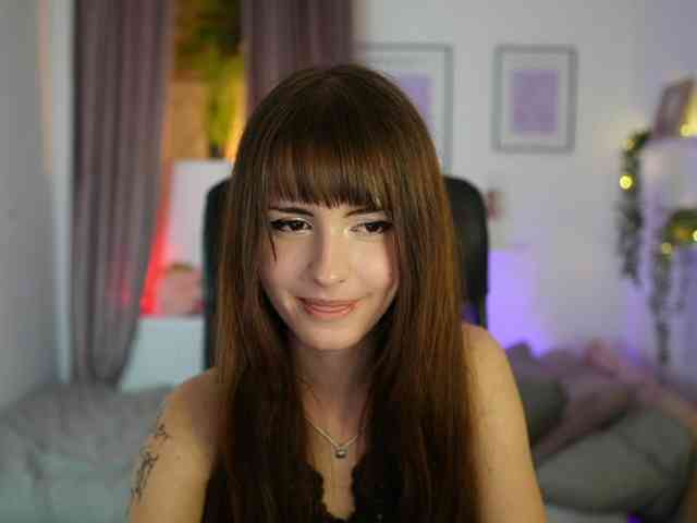 EllaYoung