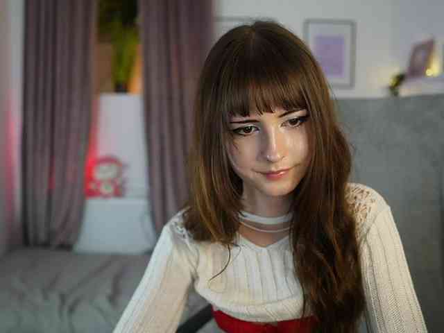 EllaYoung